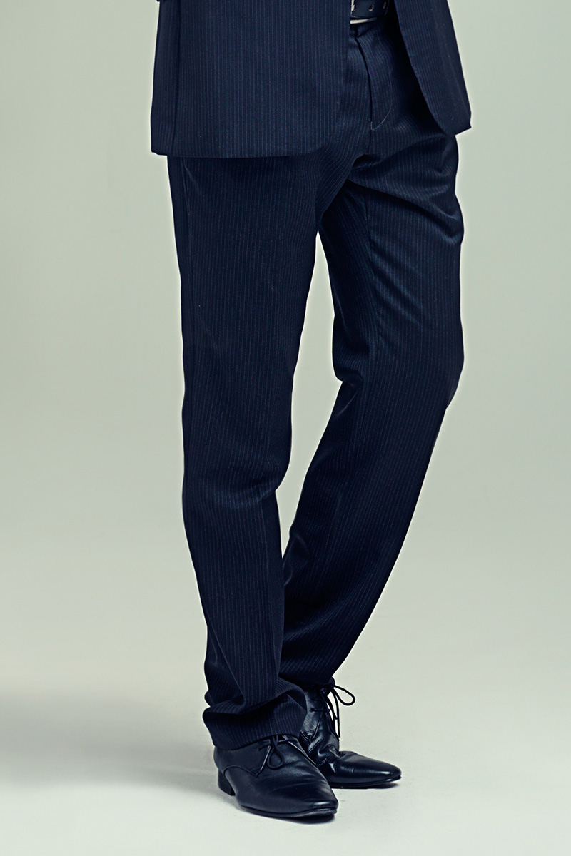 Blue Suit - Image 3